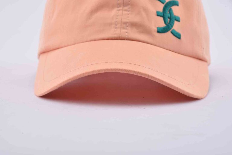 Explorer les matériaux et les caractéristiques de la casquette Trucker pour les jeunes