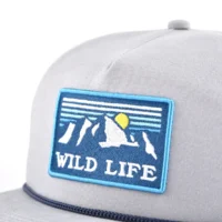 Aung-Crown-3d-snapback-hat-with-a-3D-embroidery-piping-logo-on-the-front-KN2012152