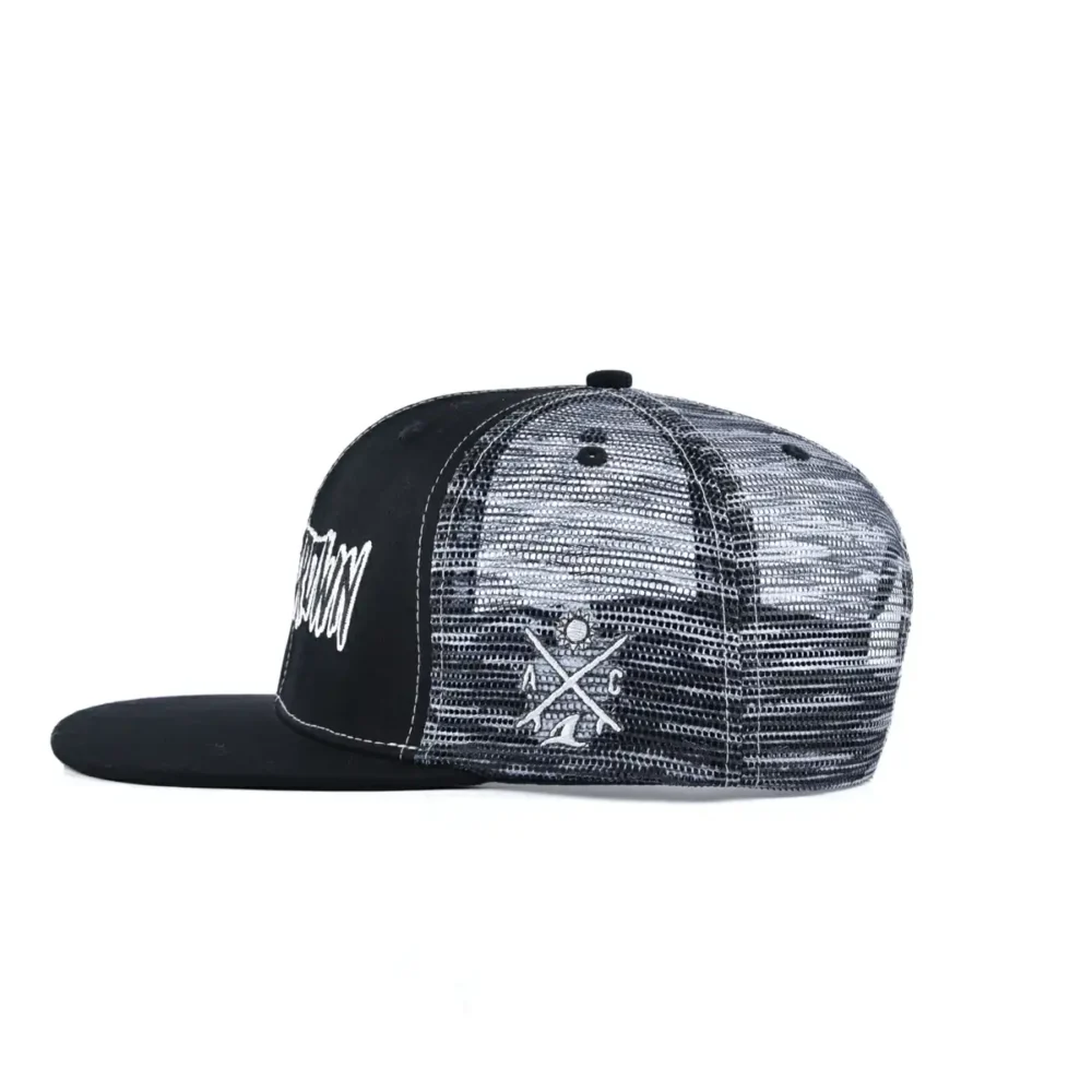 Aung-Crown-black-flat-brim-embroidery-trucker-hat-at-the-horizontal-view-KN2012111 Aung-Crown-black-flat-brim-embroidery-trucker-hat-at-the-horizontal-view-KN2012111