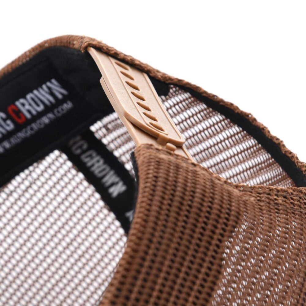 Aung-Crown-camo-braun-herren-mesh-trucker-hut-mit-hellbraunem-palstic-druckknopfverschluss-SFG-210420-3 Aung-Crown-camo-braun-herren-mesh-trucker-hut-mit-hellbraunem-palstic-druckknopfverschluss-SFG-210420-3