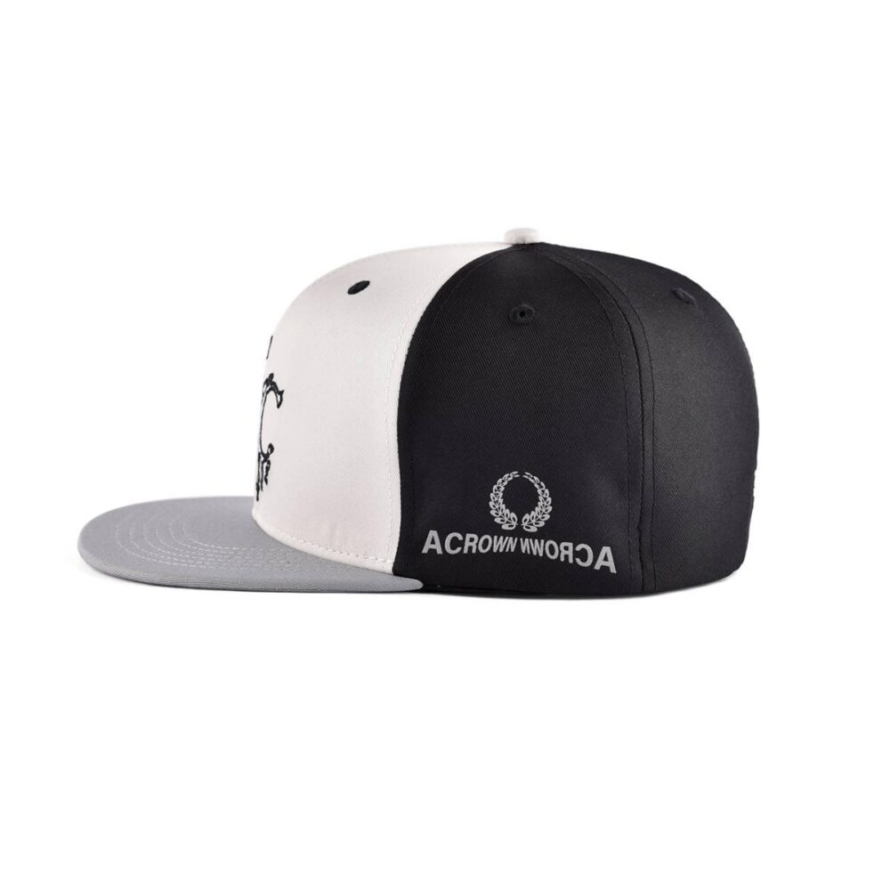 Aung-Crown-flex-fitted-hat-at-the-horizontal-view-KN2012101 Aung-Crown-flex-fitted-hat-at-the-horizontal-view-KN2012101