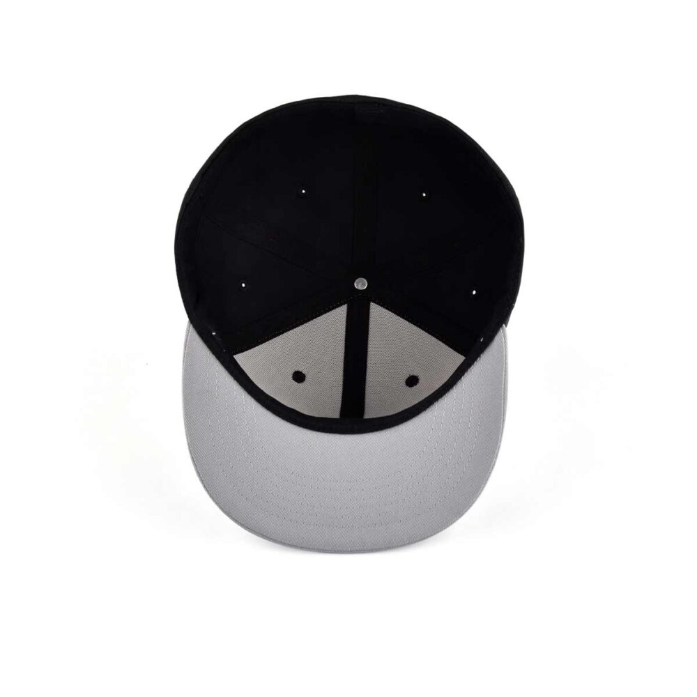 Aung-Crown-flex-fitted-hat-at-the-inner-view-KN2012101 Aung-Crown-flex-fitted-hat-at-the-inner-view-KN2012101