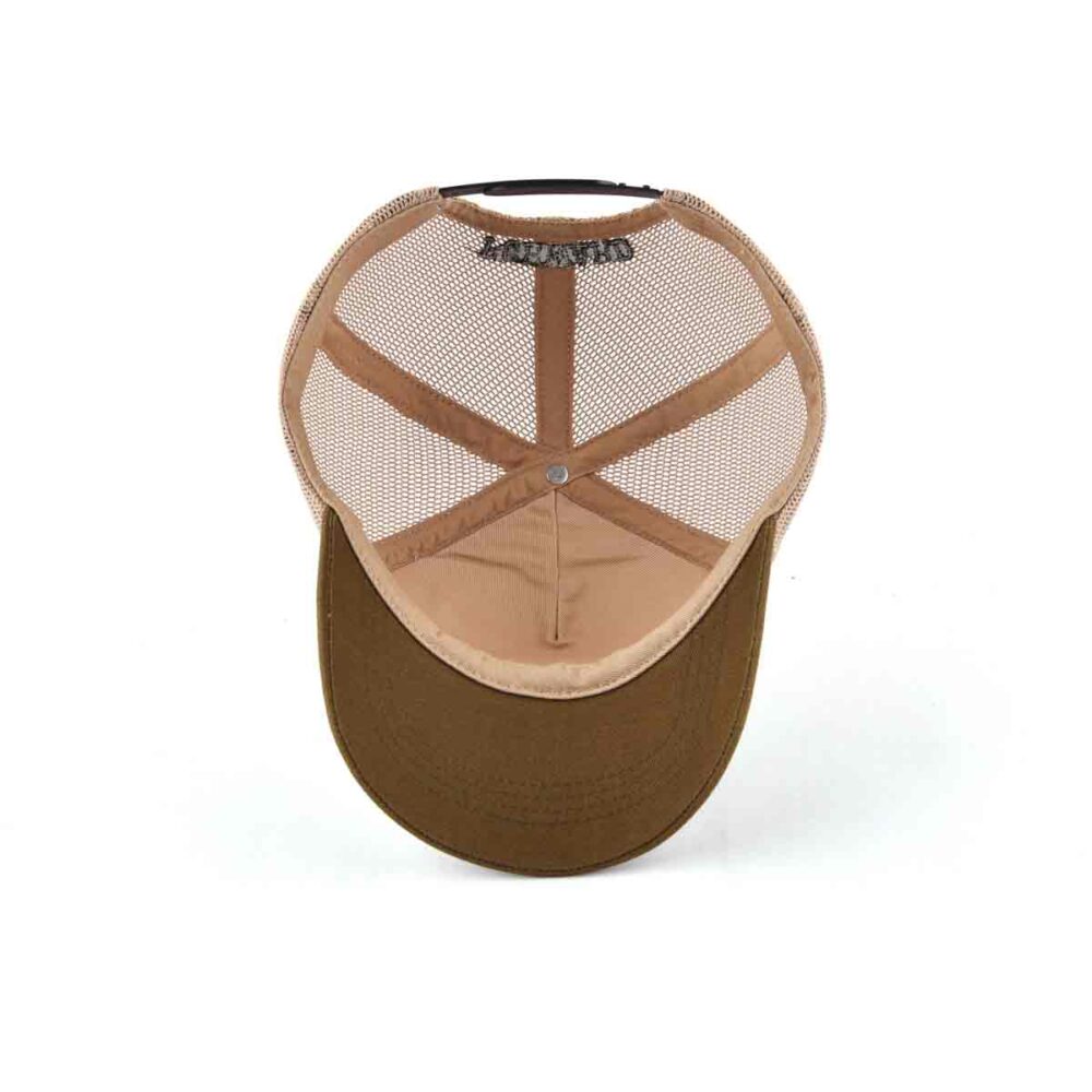 Boné de camionista castanho-esverdeado para homem no interior - Boné de camionista castanho-escuro para homem com aba curva - KN2012093 Boné de camionista castanho-esverdeado para homem no interior - Boné de camionista castanho-escuro para homem com aba curva - KN2012093