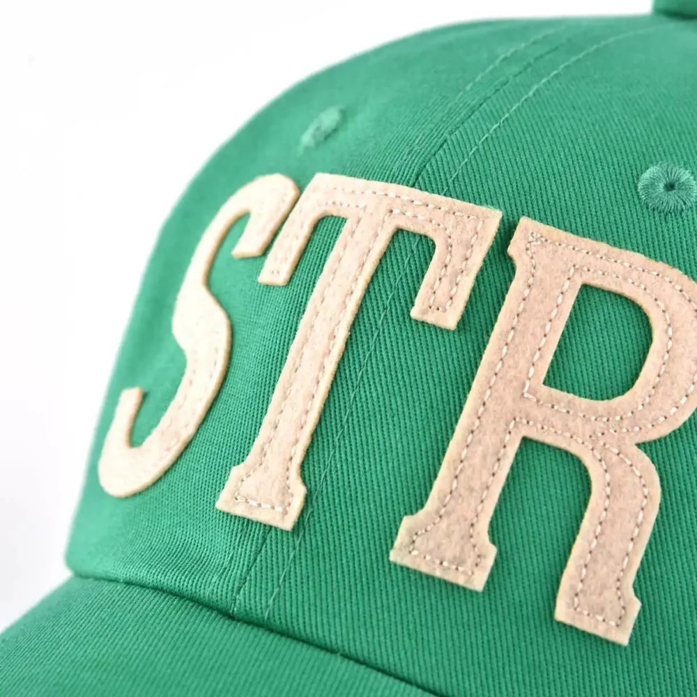 the-embroidery-felt-patch-on-the-green-baseball-cap-KN2012242-副本 the-embroidery-felt-patch-on-the-green-baseball-cap-KN2012242-副本