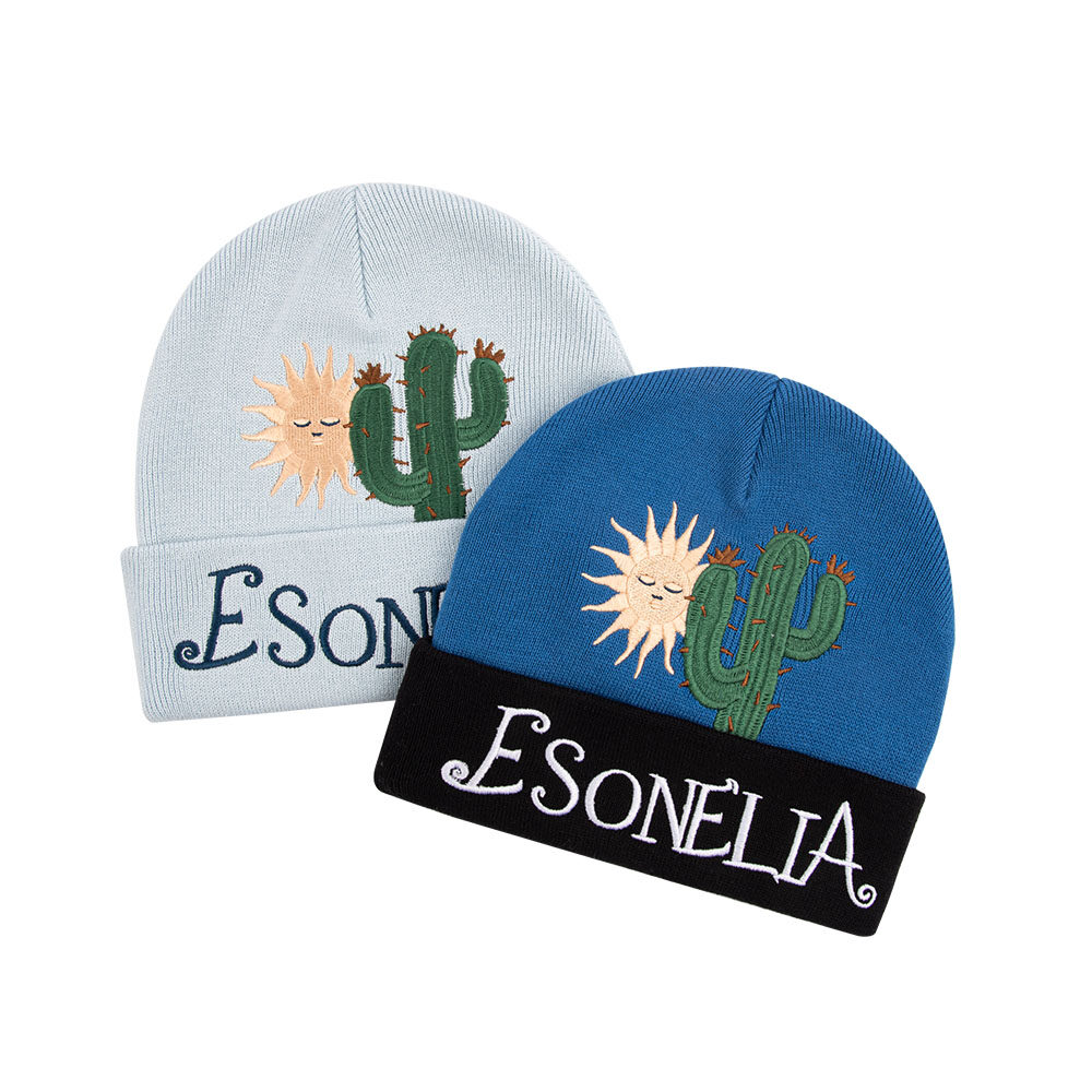 gorros con puños bordados S2405-034 (1) gorros con puños bordados S2405-034 (1)
