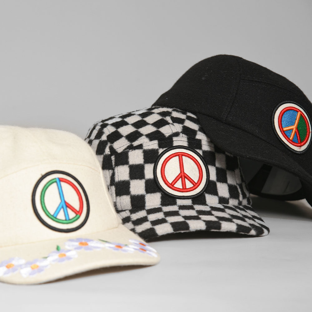 tampas de painel S2404-039 (4) tampas de painel S2404-039 (4)