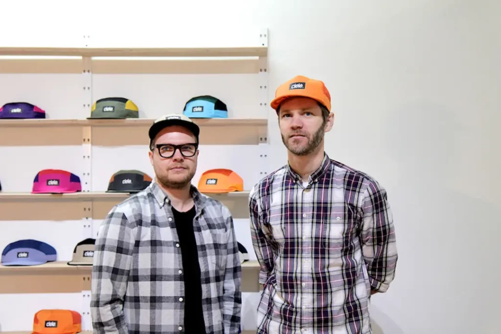 Jeremy Bresnen (izquierda) y Mike Giles (derecha)