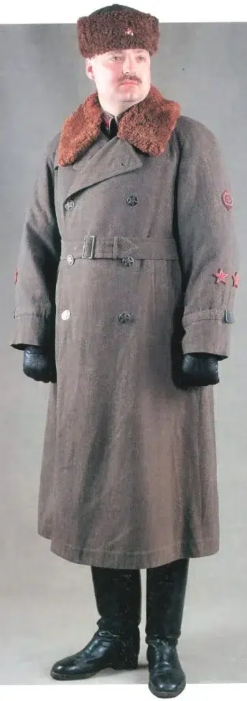 A captain from the NKVD wearing a fur coat and a Finnish cap
