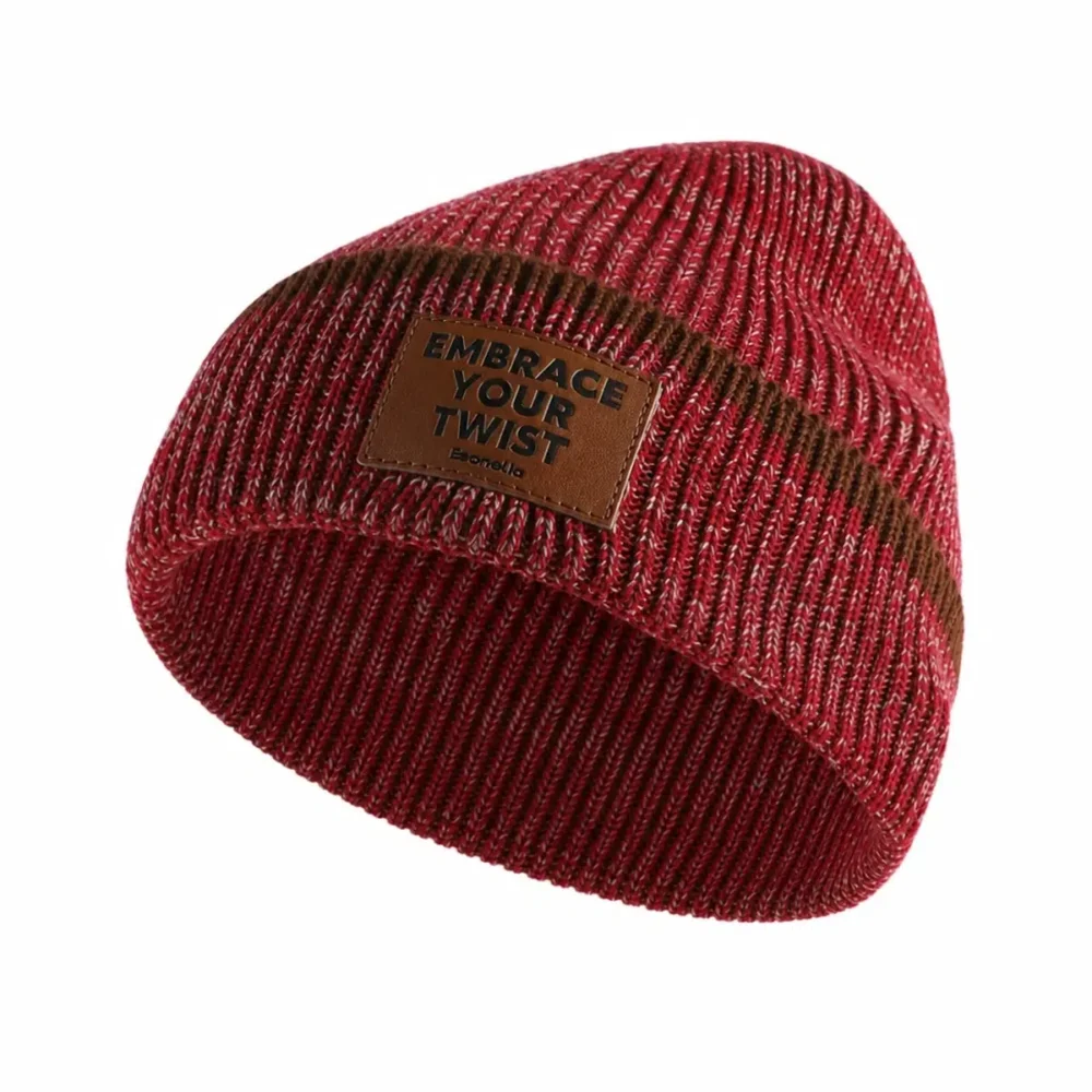 Patrón de cuero PU en dos tonos para gorro de punto AG-UWBN26021-2, efecto 3D Patrón de cuero PU en dos tonos para gorro de punto AG-UWBN26021-2, efecto 3D